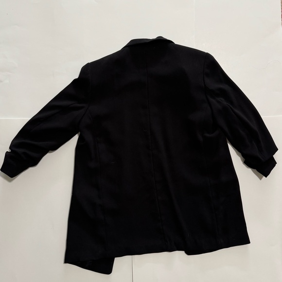 H&M Black Blazer - Picture 2 of 4